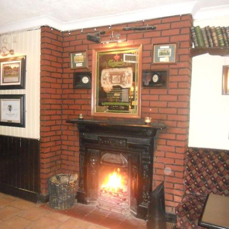 Leitrim Inn Carrick on Shannon 外观 照片