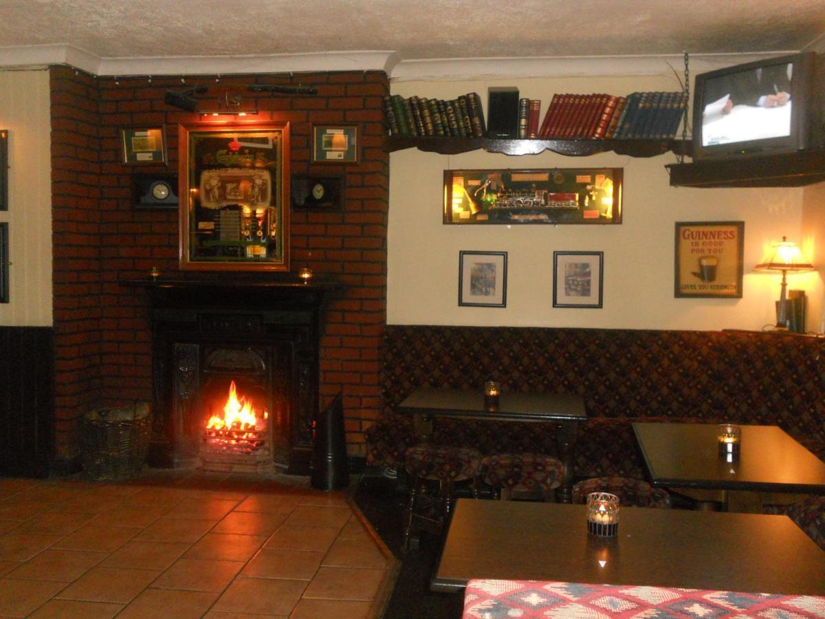 Leitrim Inn Carrick on Shannon 外观 照片