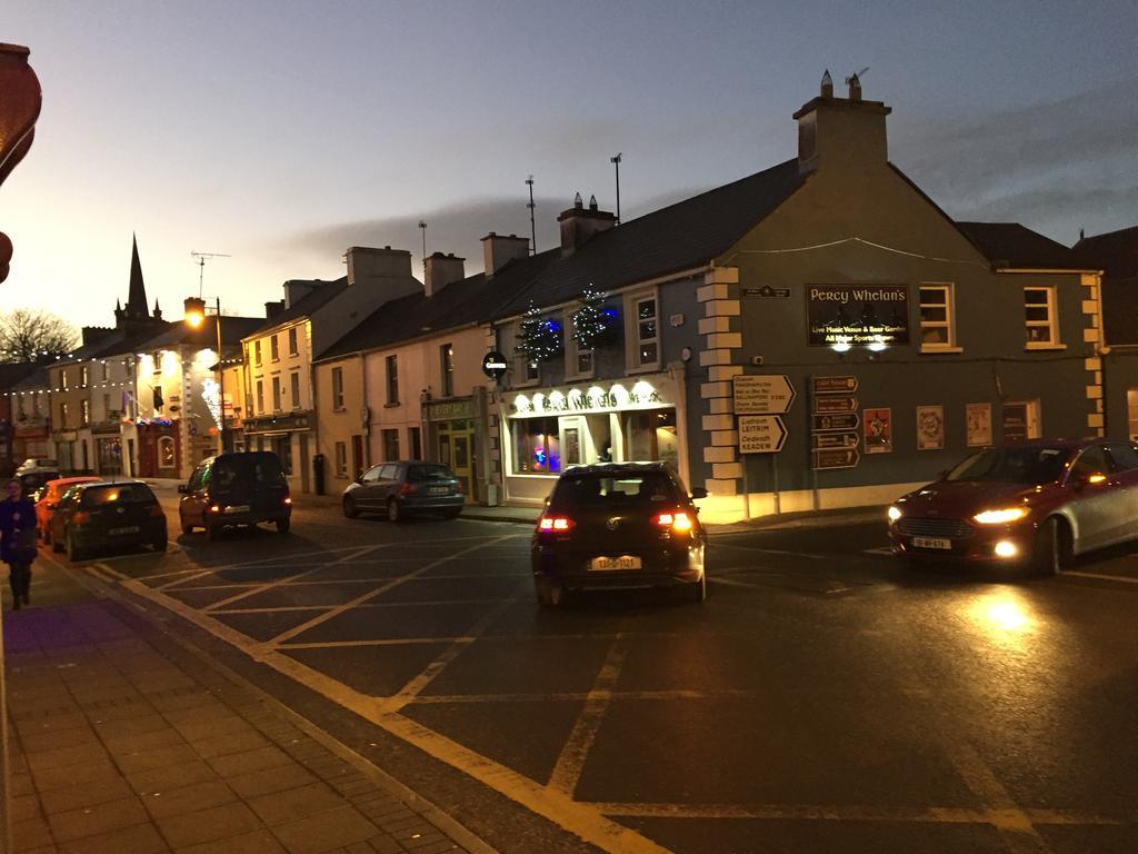 Leitrim Inn Carrick on Shannon 外观 照片